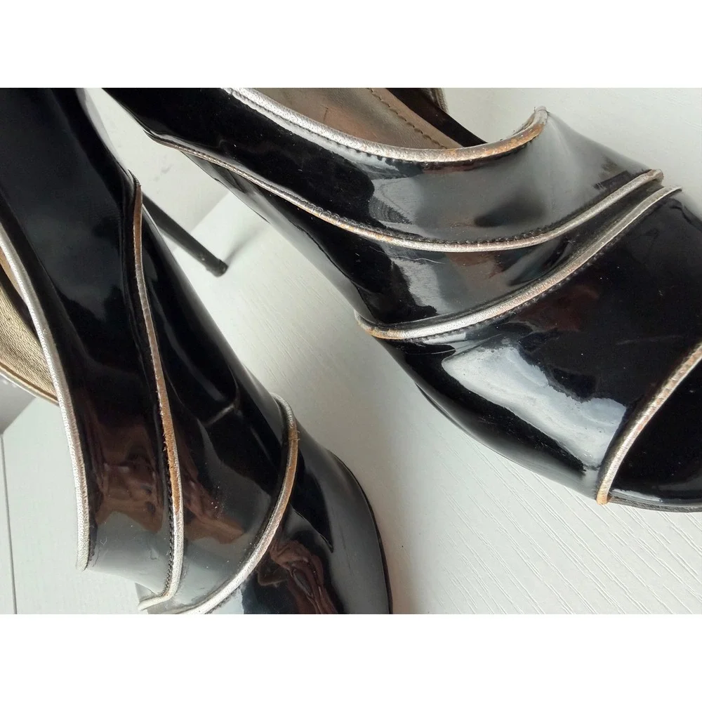 Dolce & Gabbana vintage champagne scuffing