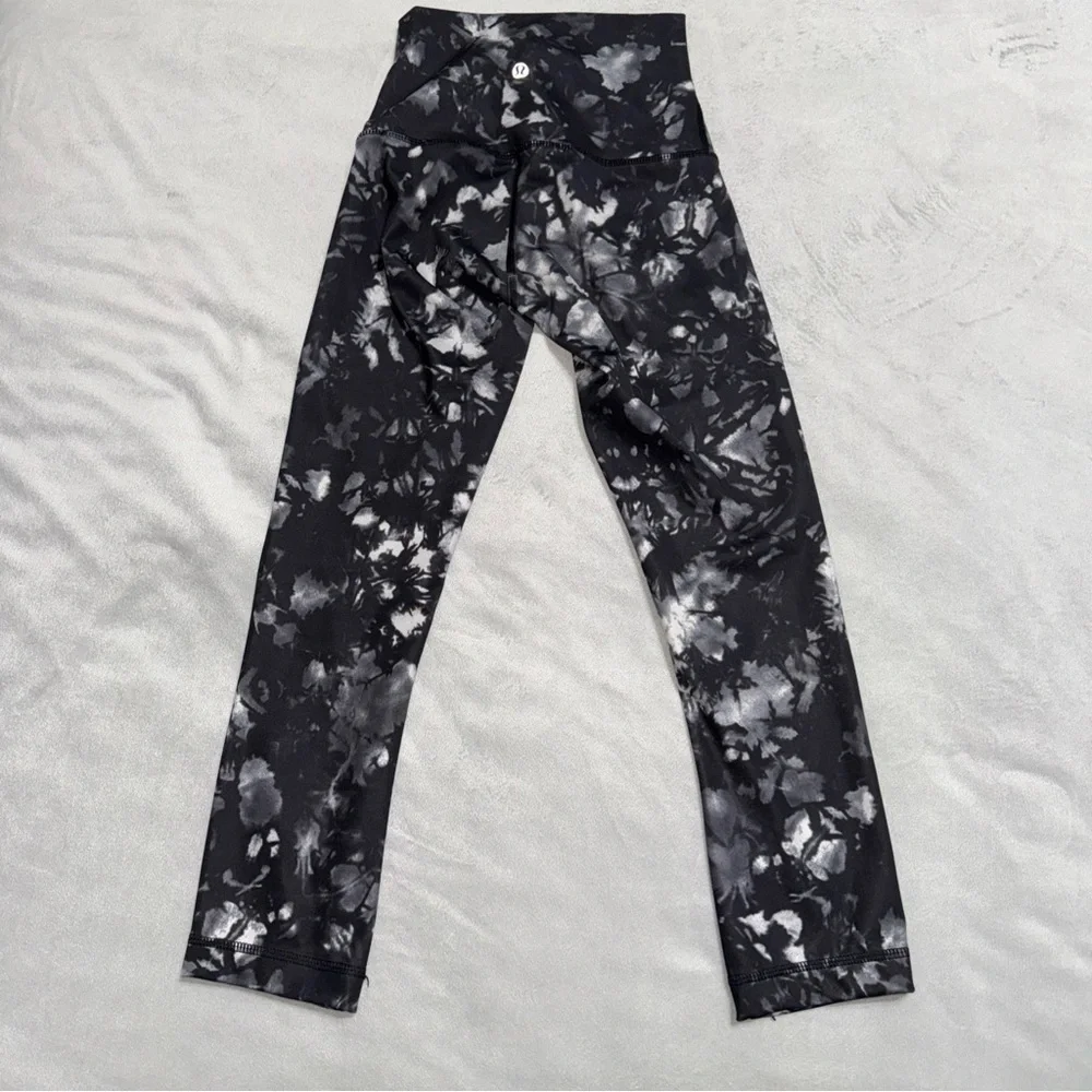 lululemon athletica material silky