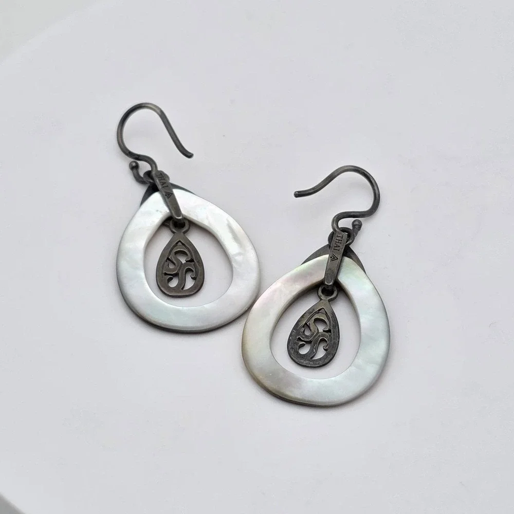 SILPADA Abolone Shell Earrings 925 Sterling Silver Etched‎ Teardrop Dangle Drop