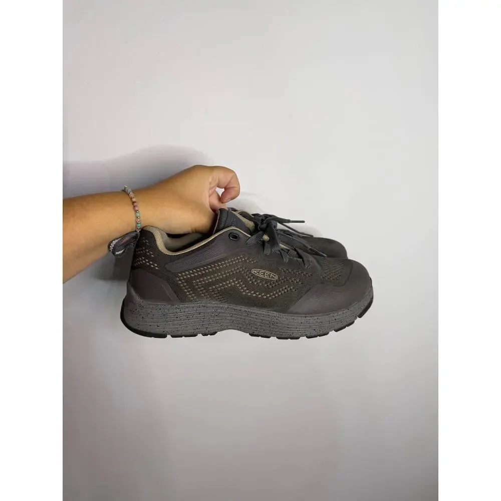 Keen step into