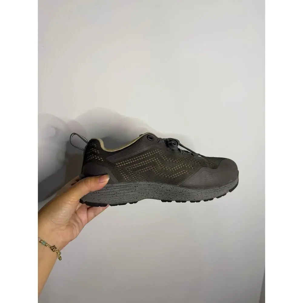 Keen step into