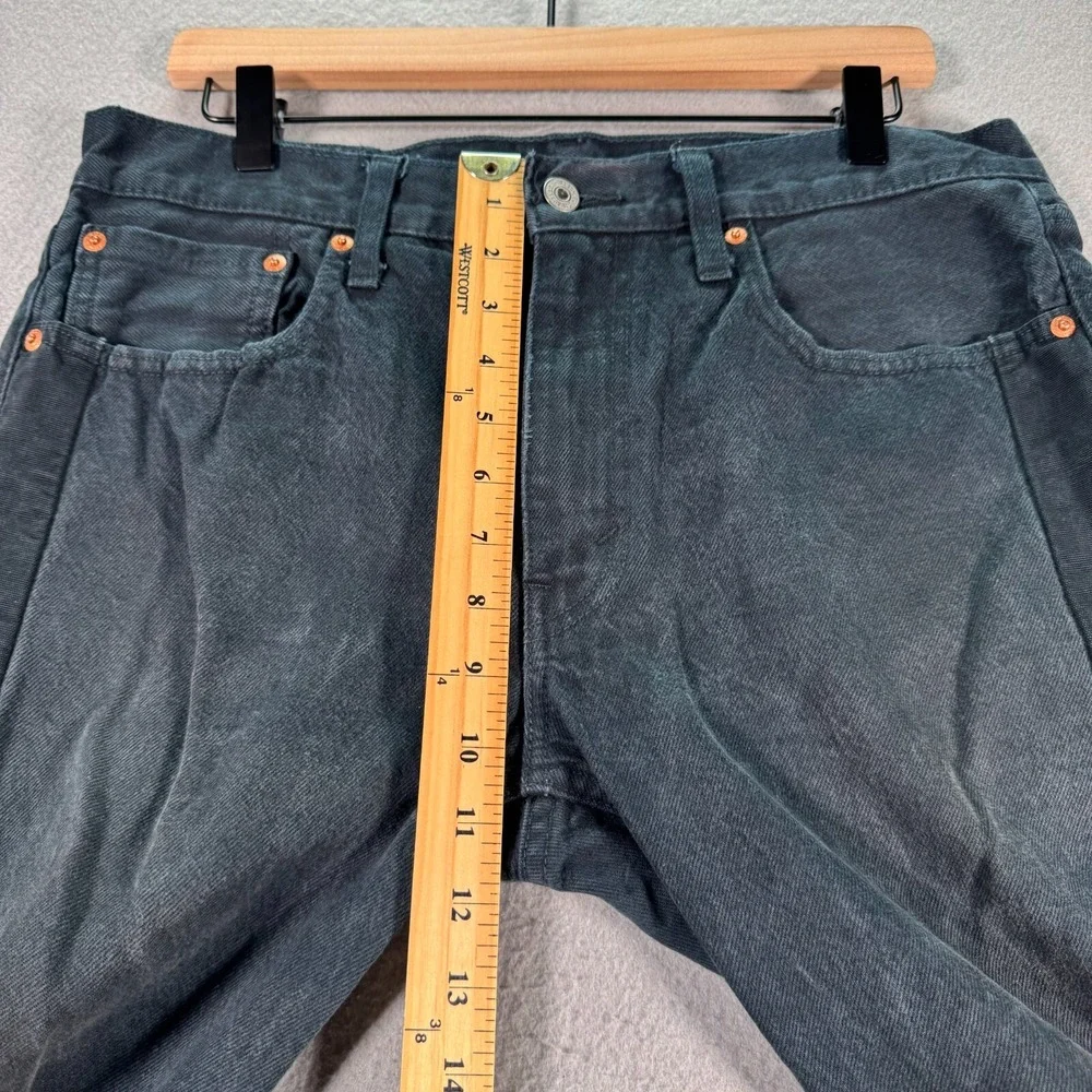 Levis levis 502