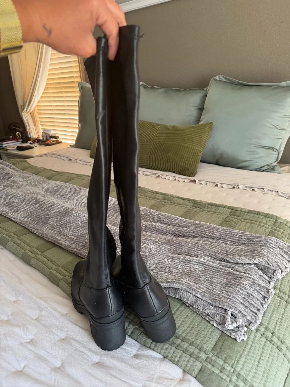 Madden Girl tall black