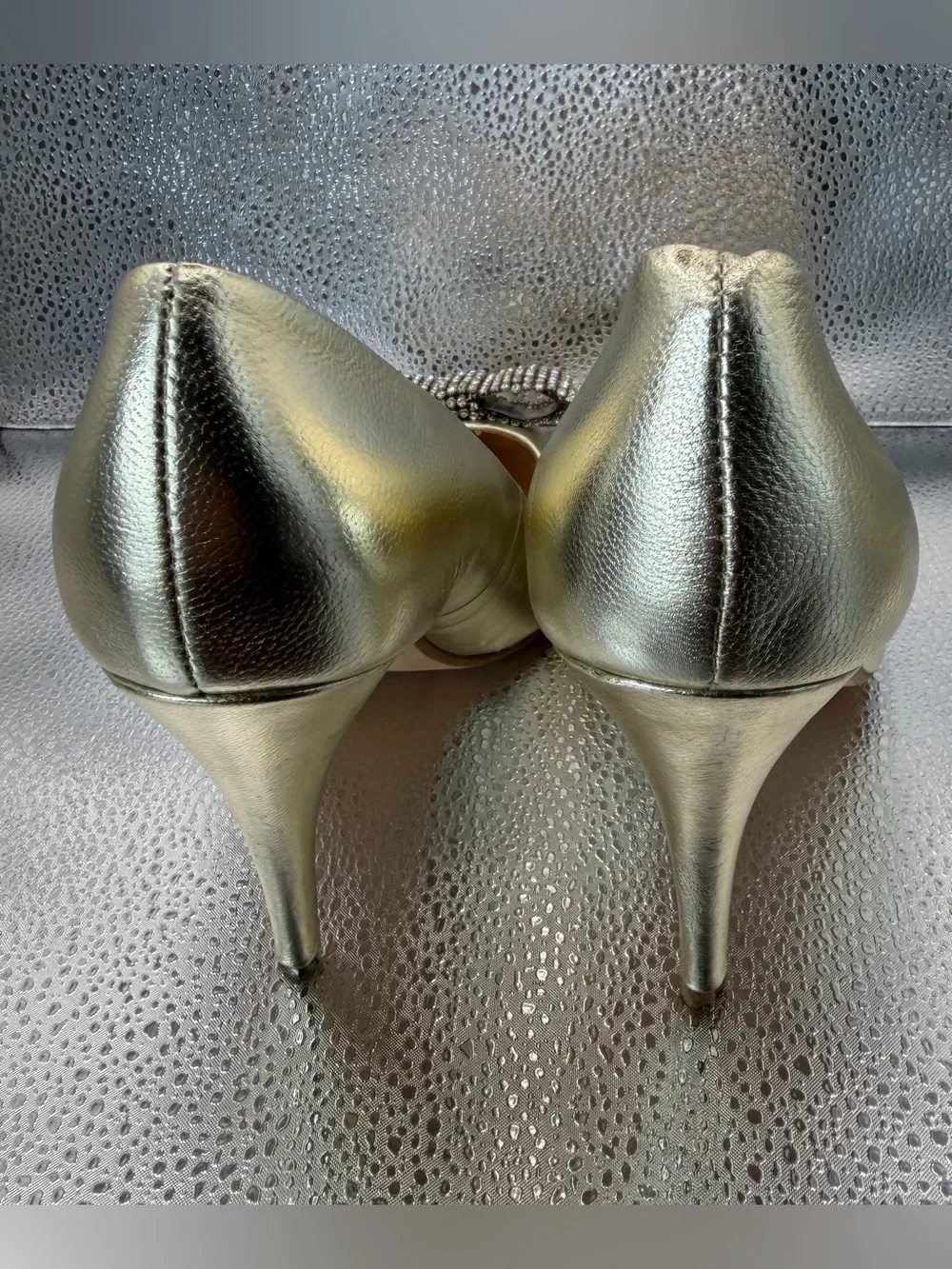 Steven by Steve Madden champagne gold stiletto pumps with rhinestone bow size 9