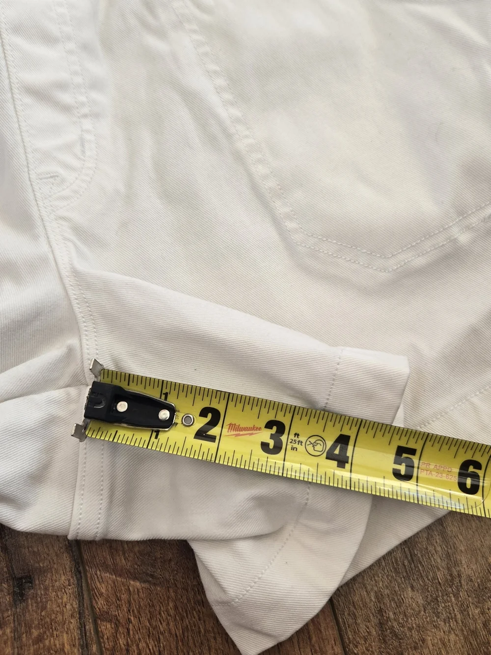 SPANX White Casual Stretch Pull On Shorts