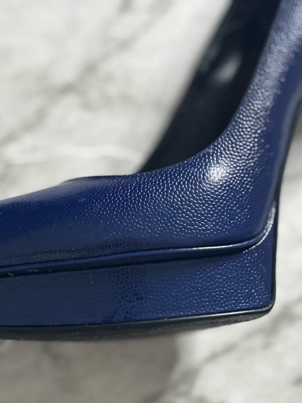 EUC SAINT LAURENT Classic Navy Women's Elegant Pointed-Toe Stilettos 5”. Sz 37.5