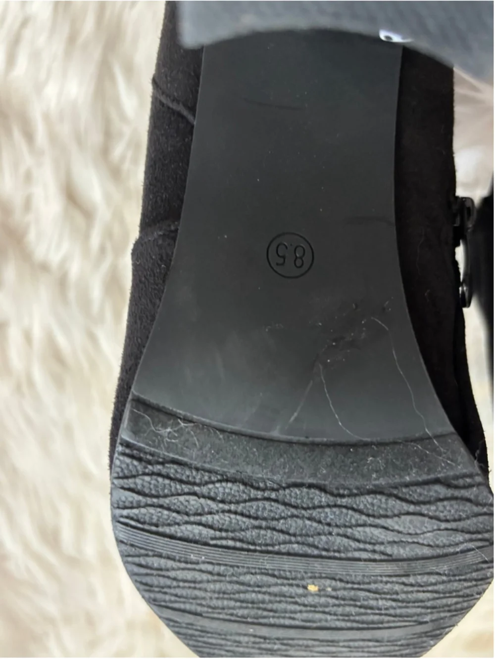 Dream Pairs worn once