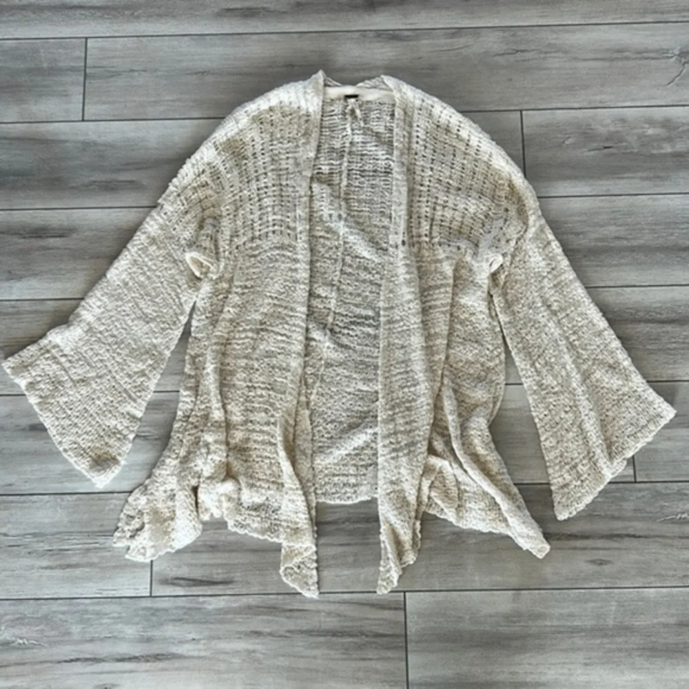 Free People size XS cream knitted cardigan wrap