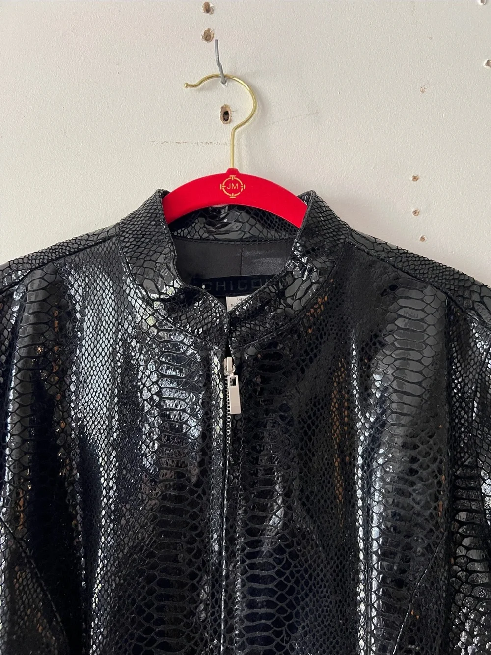 Chicos glossy leather