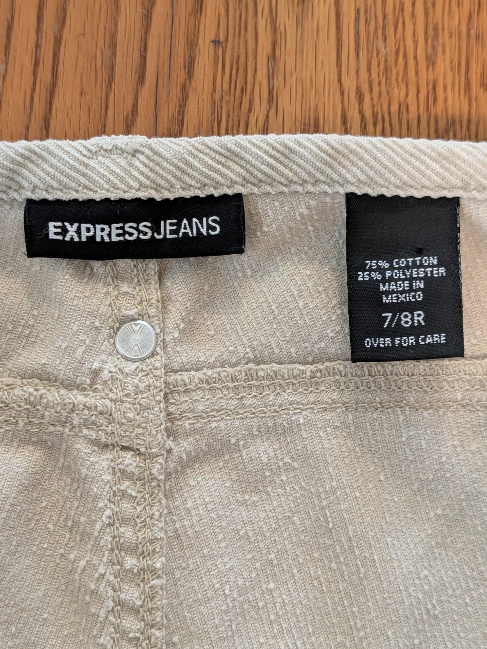 Express vintage y2k