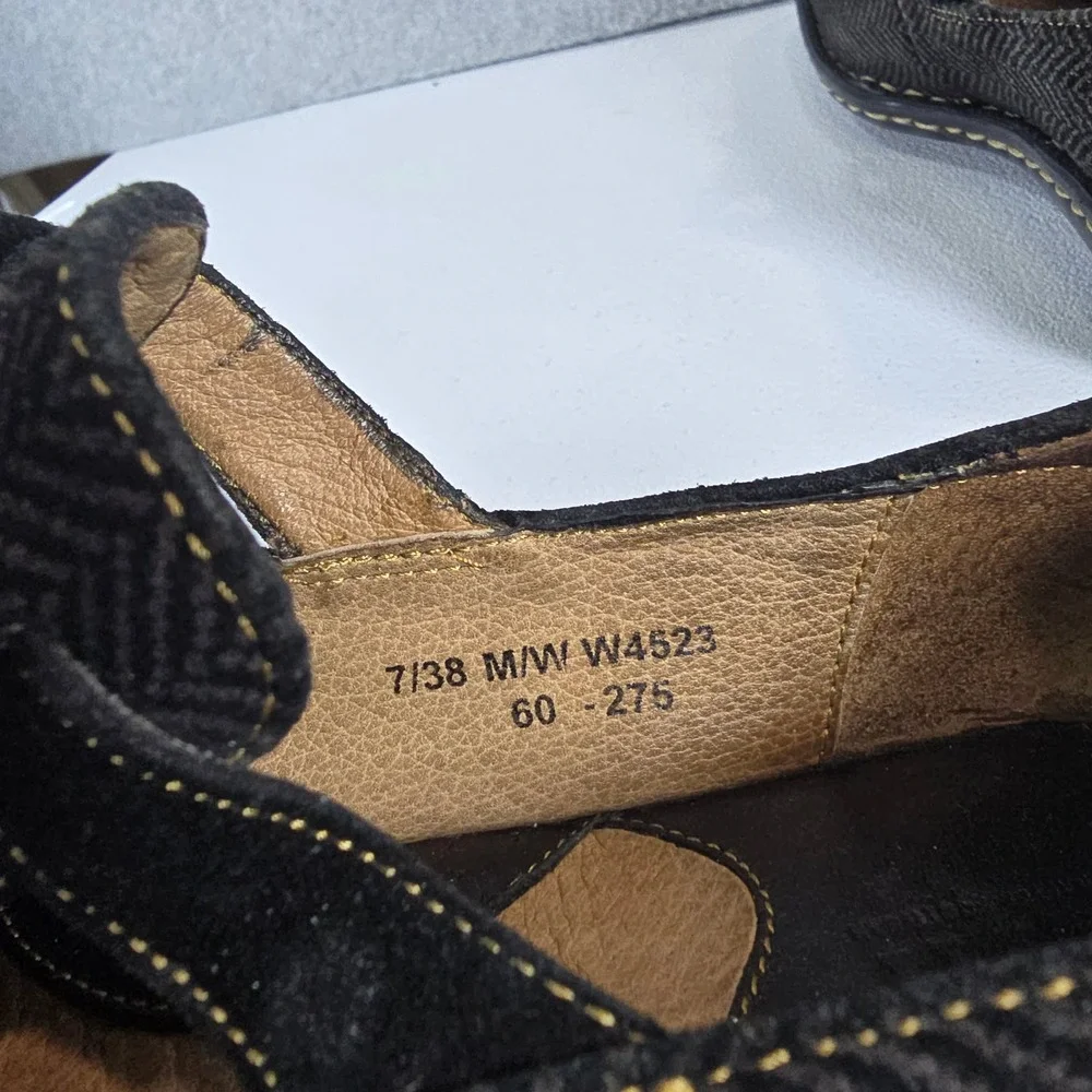 Born handcrafted leather
