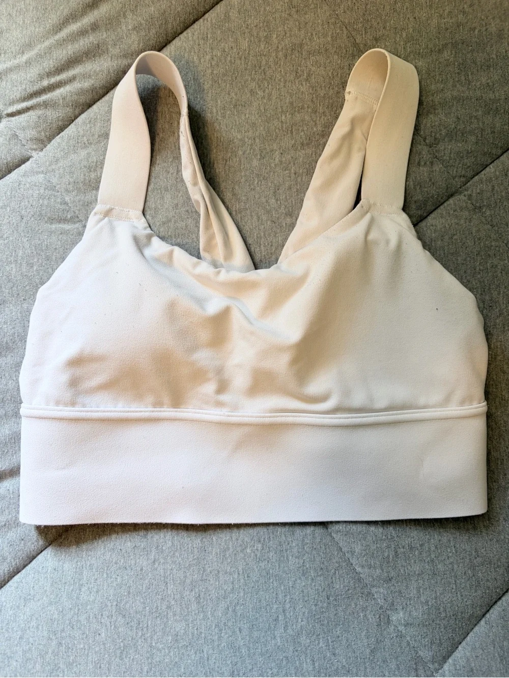 Athleta Bright White Warrior Twist Longline Sports Bra A-C | Like New