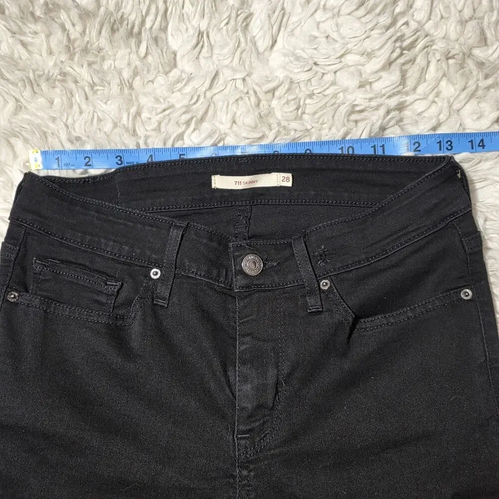 Levis around construction