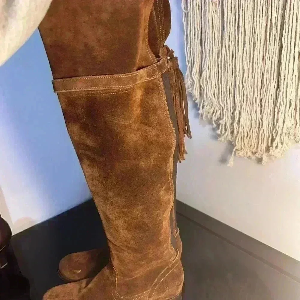 N/A frye brown