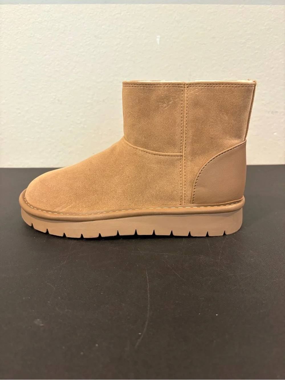 Cat & Jack comfortable tan