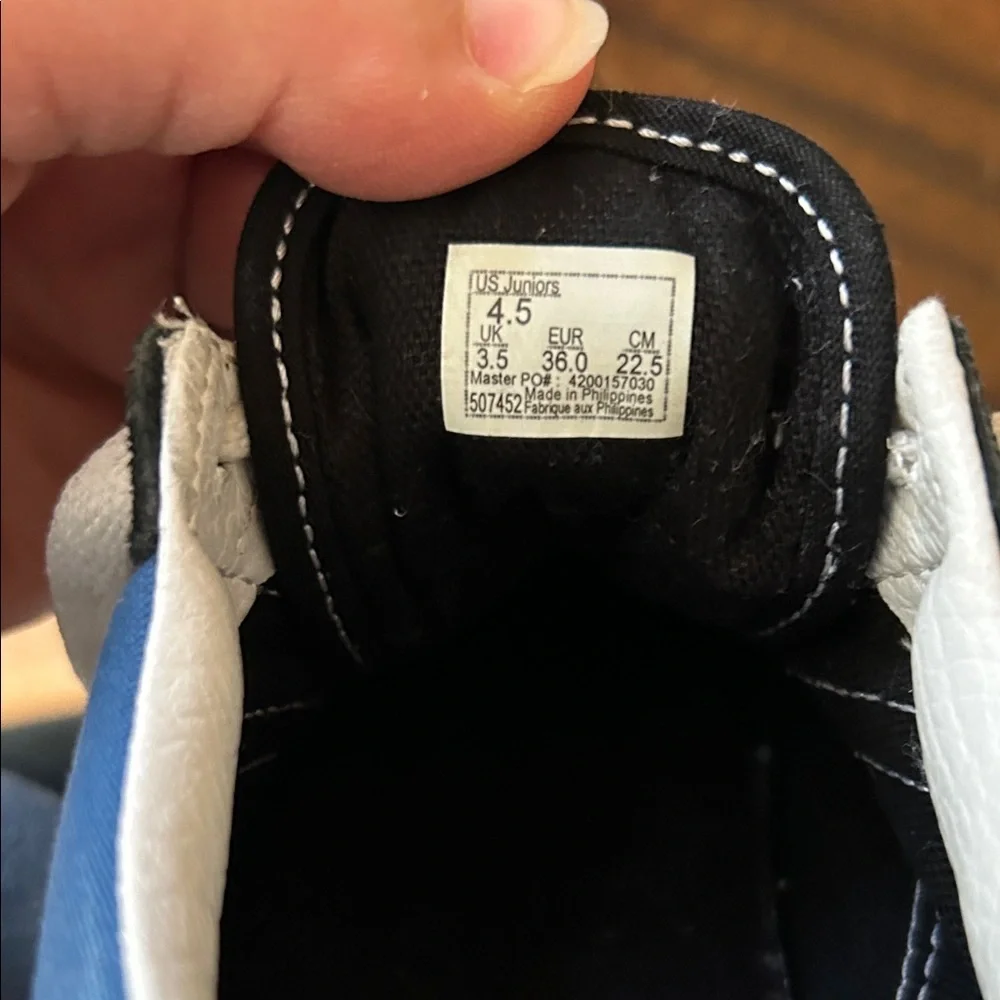 Vans sneakers black