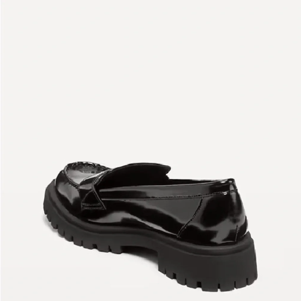 Kid’s Black Patent Lug Sole Penny Loafers Size 12