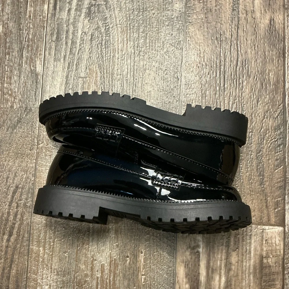 Kid’s Black Patent Lug Sole Penny Loafers Size 12