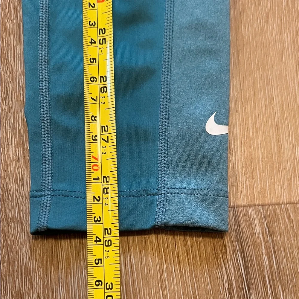Nike Girl’s Teal Leggings Medium