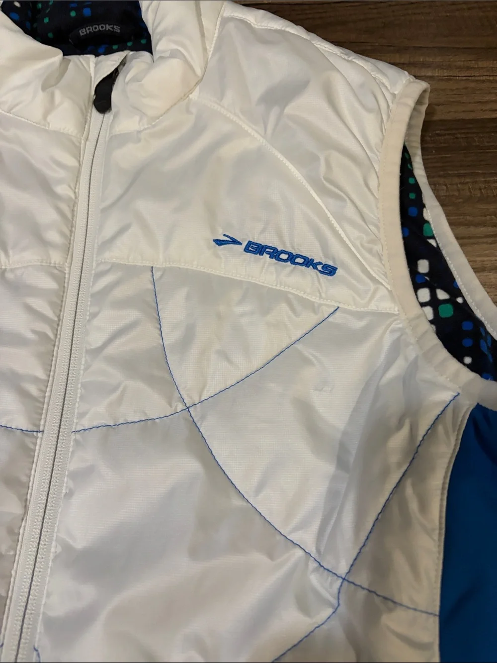 Brooks sleeveless quilted