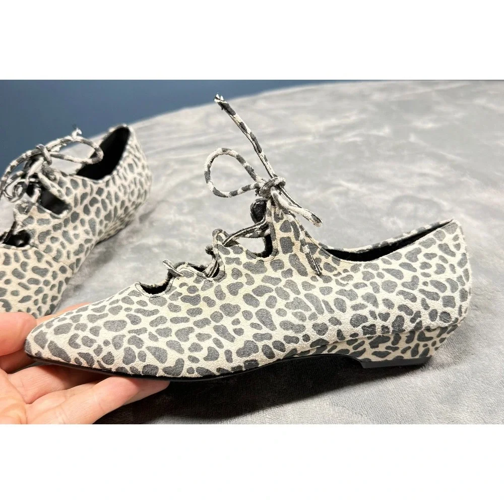 Transit New York Womens 7M Lace Up Flats Leopard Print Suede Leather