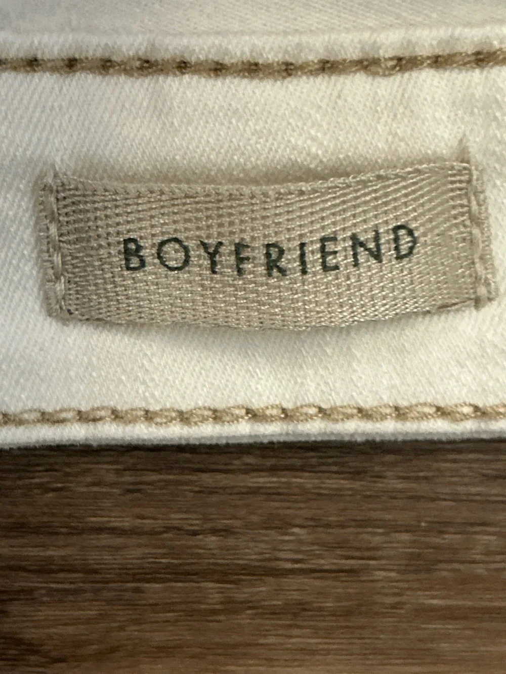 LOGO Lori Goldstein Boyfriend Jeans Size 10 Ivory A646051 2024