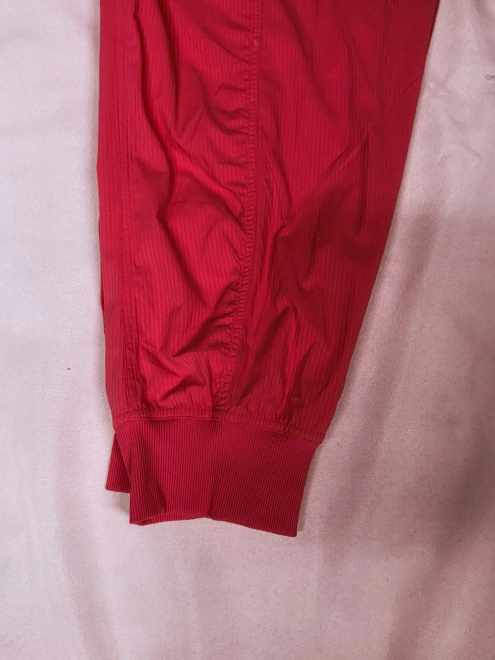 lululemon athletica bright red