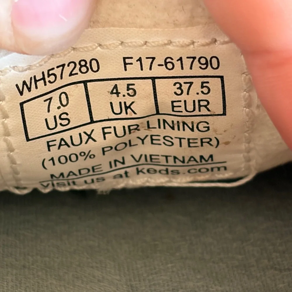 Keds Women Grey Suede Faux Fur Lined Boat Shoe Sneakers WH57280 Size 7