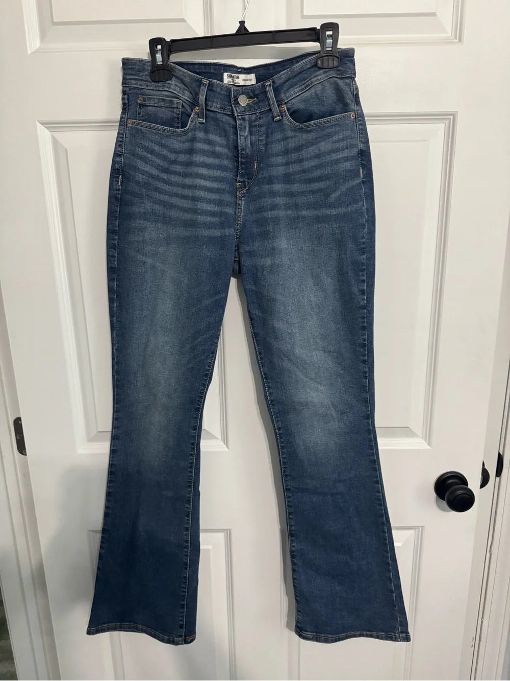 Signature by Levi Strauss three pairs