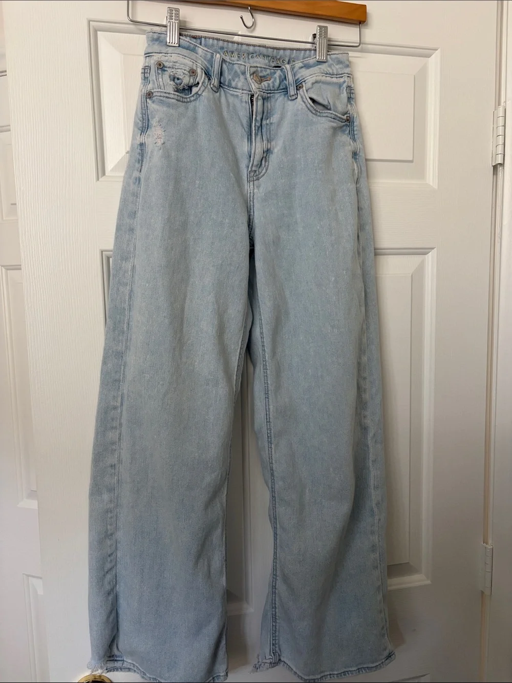 American Eagle Outfitters Light Blue Wide-Leg Jeans