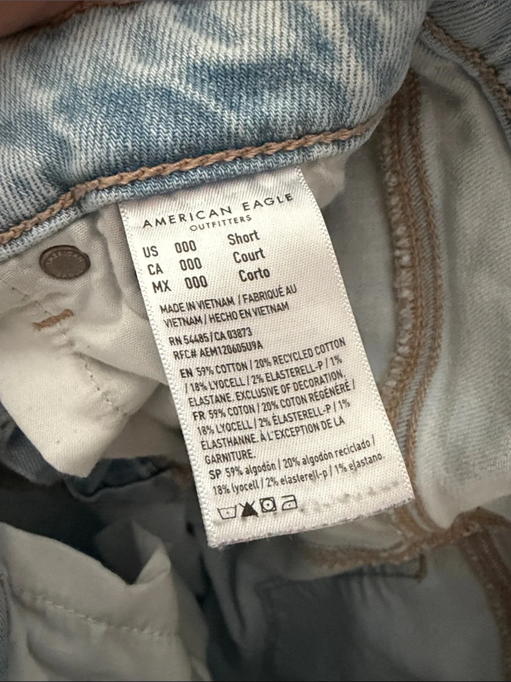 American Eagle Outfitters high wash distressed