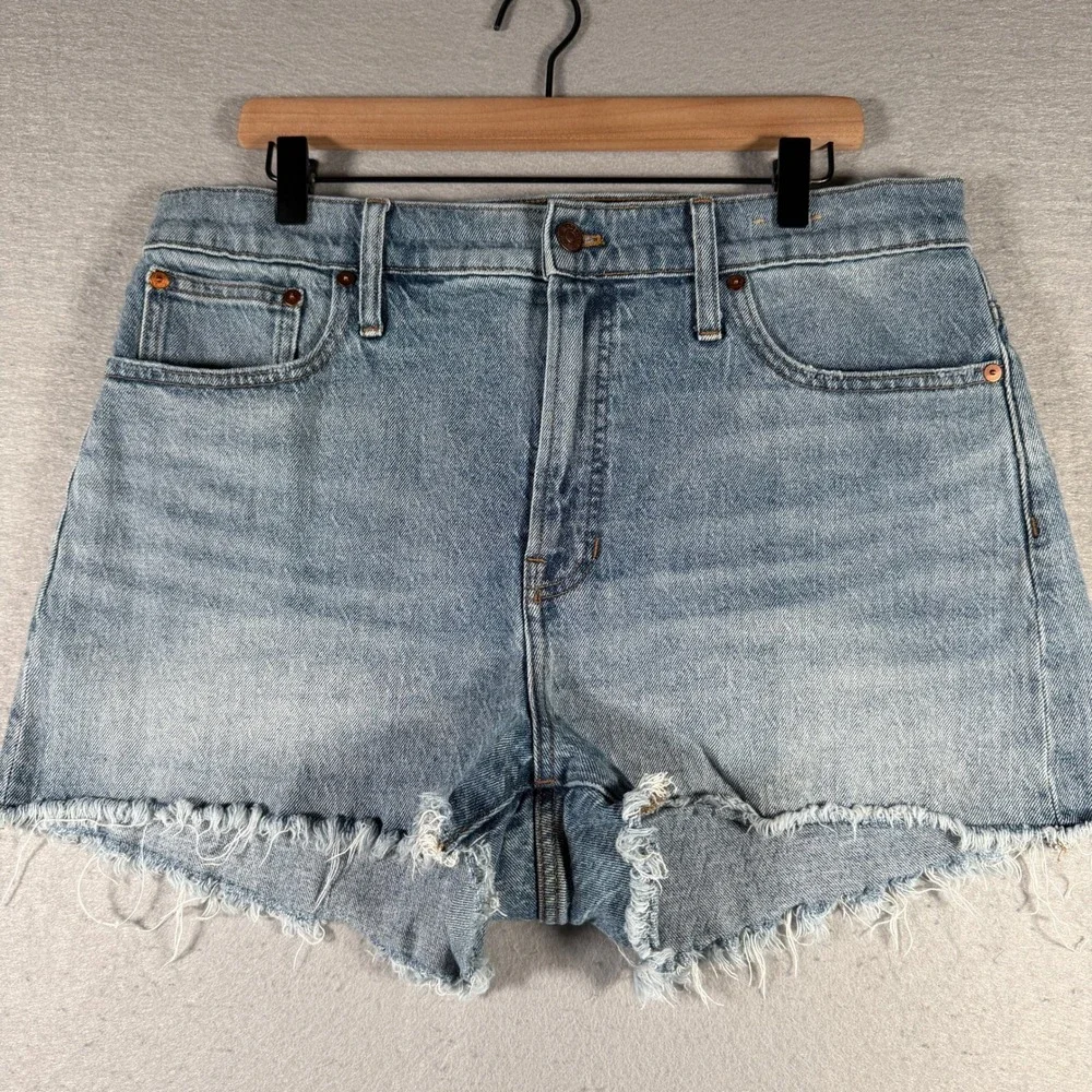 Madewell The‎ Perfect Jean Short Light Wash Raw Hem MC647 Womens Size 32 Blue