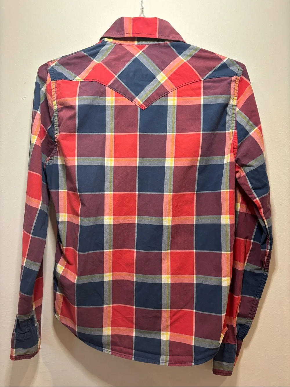 Hollister classic plaid