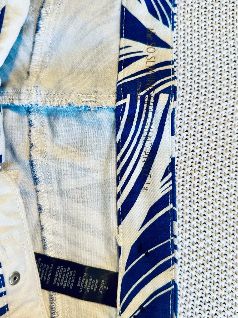 Chicos cropped pants