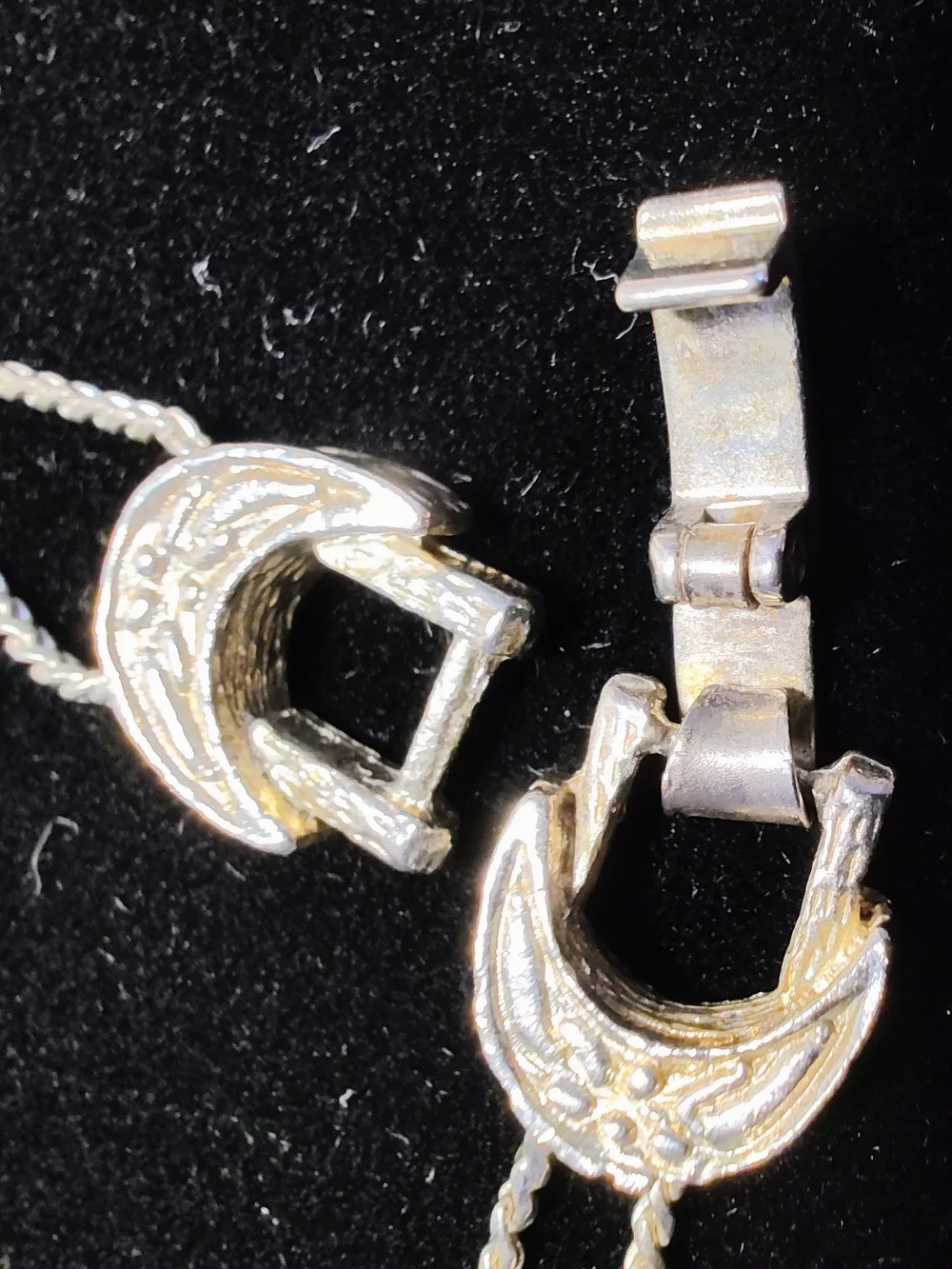 Vintage Silver Tone Elephant Sliding Charm Animal Bracelet Boho Casual 6.5 In