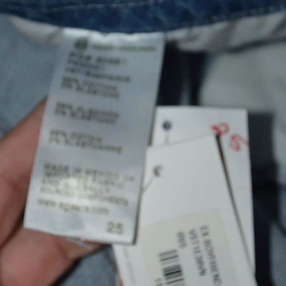Ag Adriano Goldschmied nwt $178