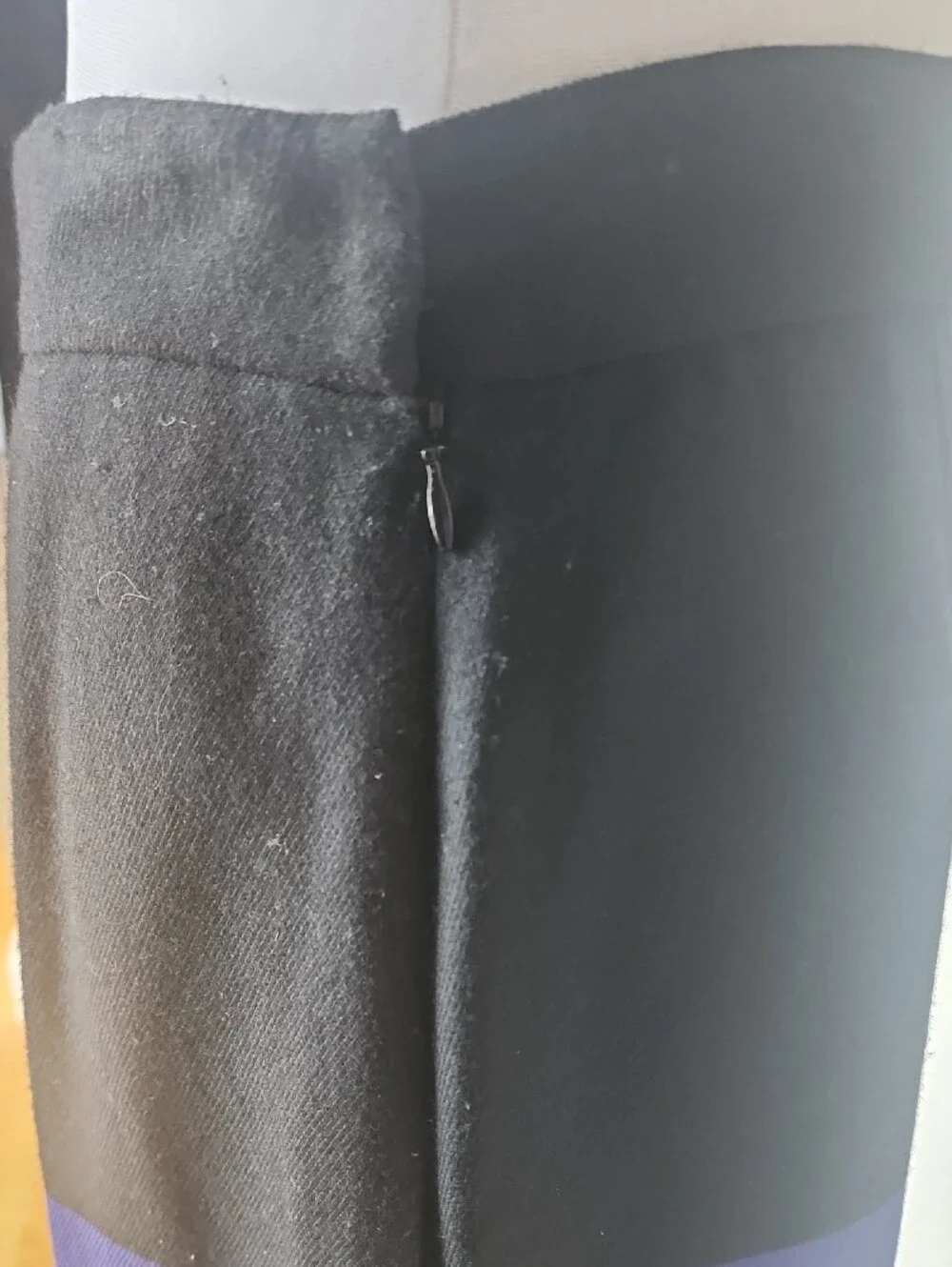 Lela Rose Black, Cobalt Blue & Tan Pleated Women’s Skirt