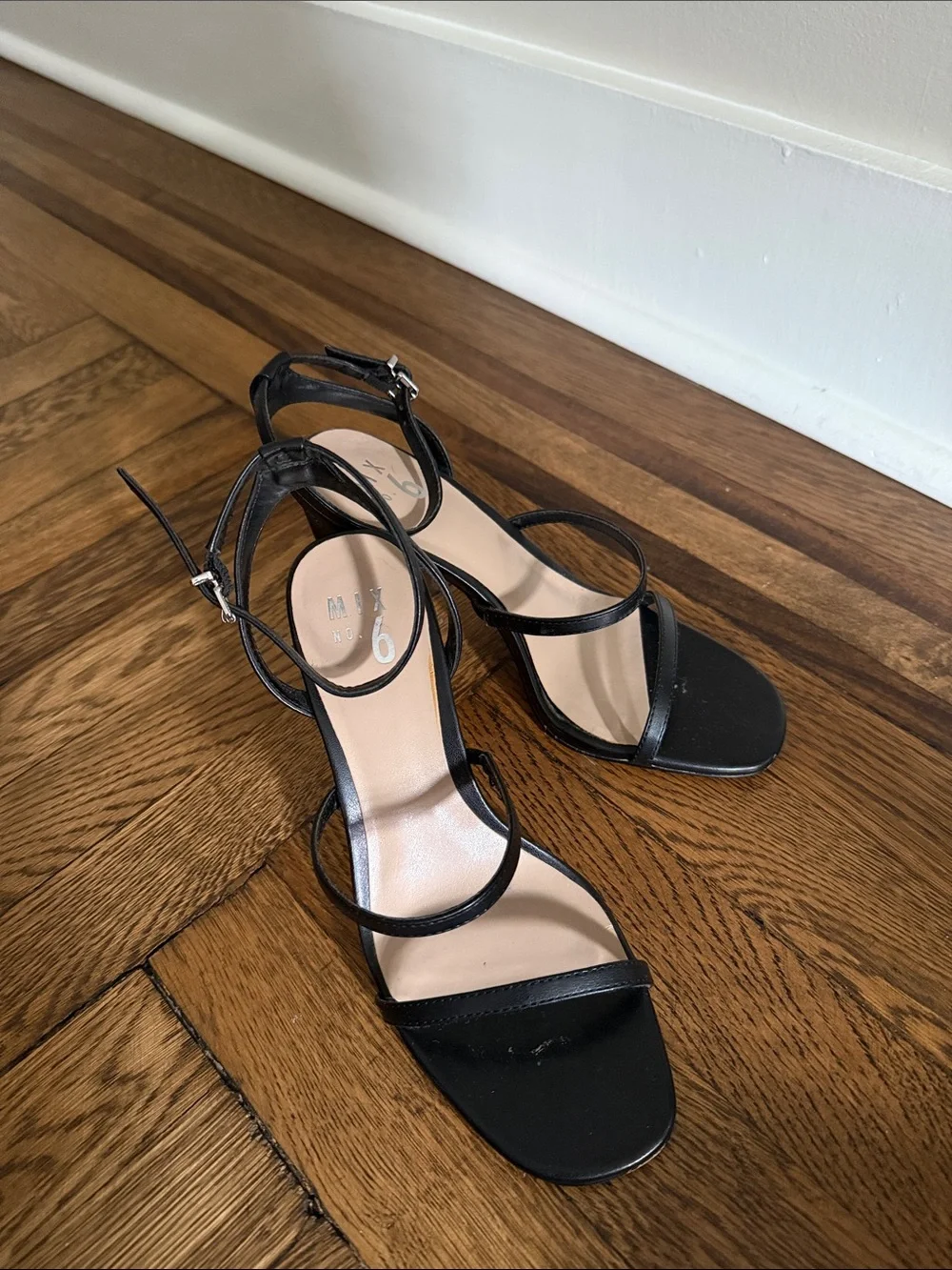 Mix No. 6 elegant black