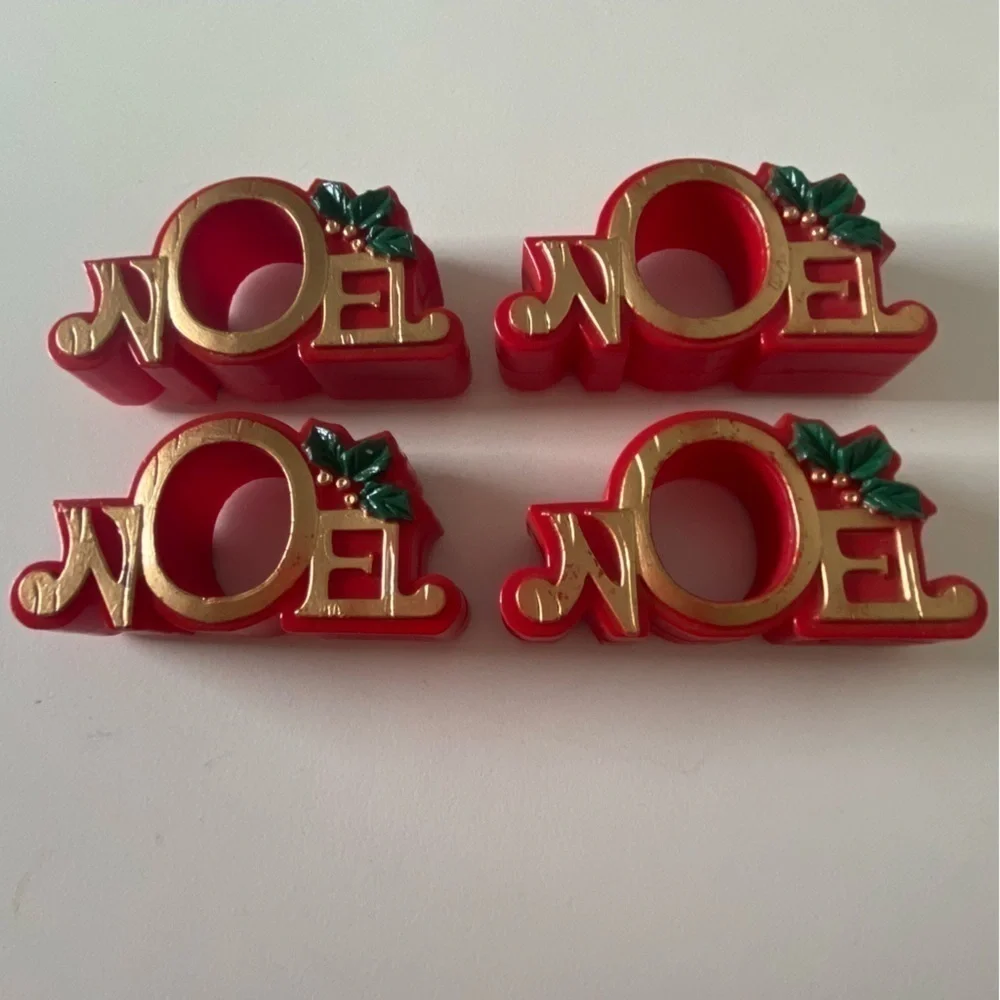 Crate&Barrel Holiday Red Green Gold Plastic Resin Noel Joy Napkin Rings Set of 4