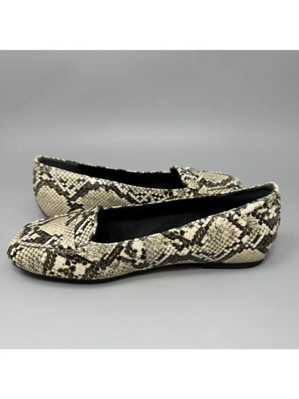 Vionic Hayes Loafer Women's 7 Snake Print Slip On Casual