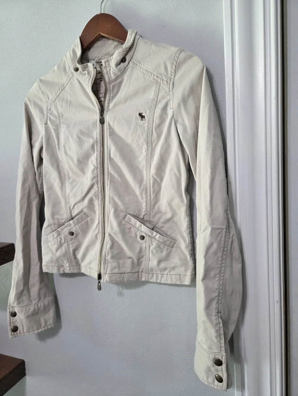 abercrombie kids classic cream