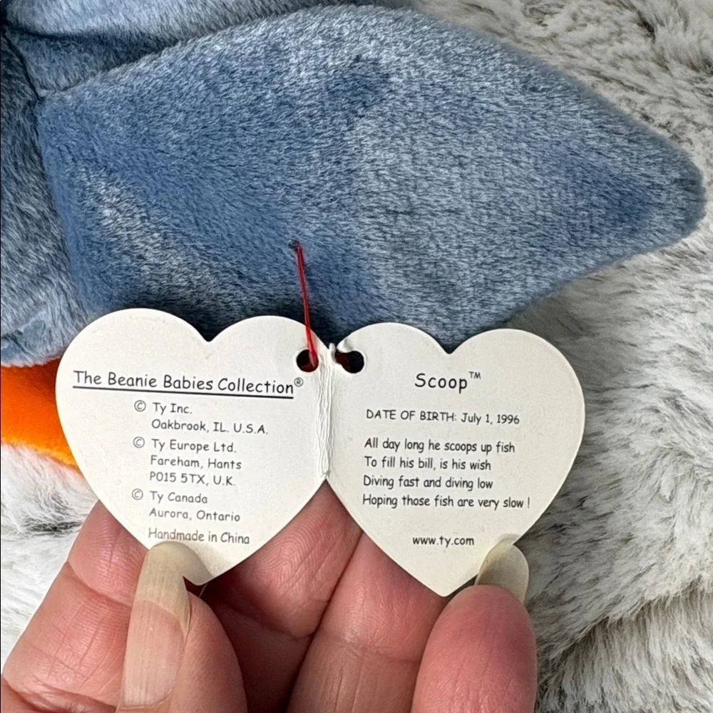 Ty Original Beanie Baby Scoop the Pelican. 1996