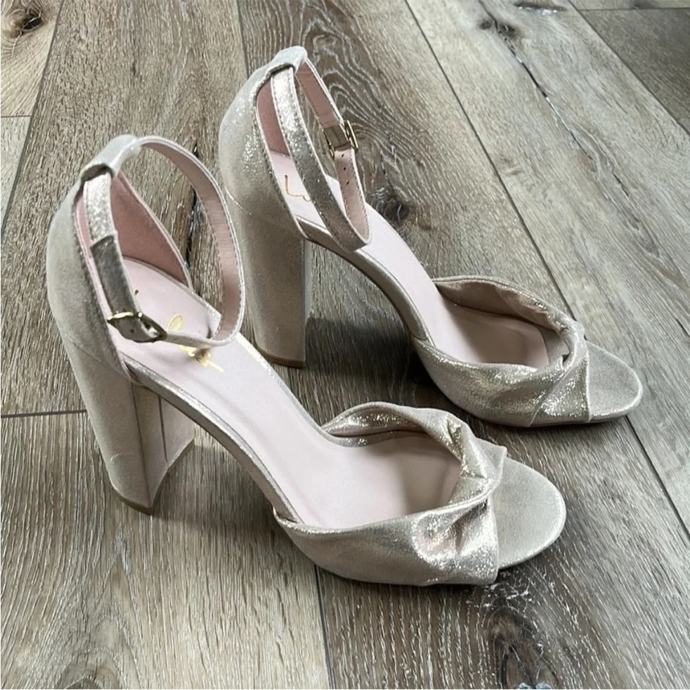 Lulus rose gold