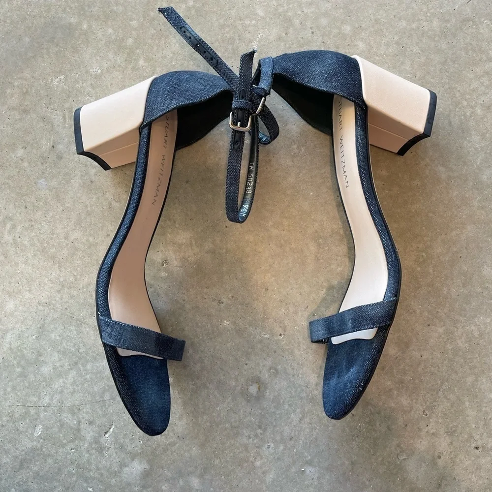 Stuart Weitzman •	brand stuart