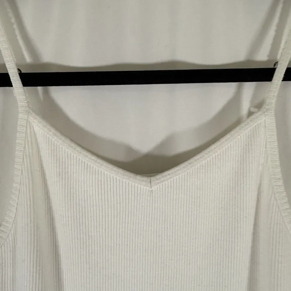 Abercrombie & Fitch pit 15