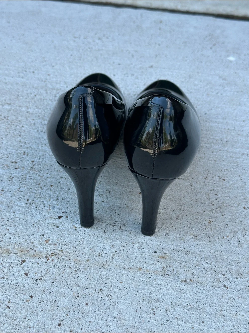 Clarks Black Patent Leather Heels. 8.5