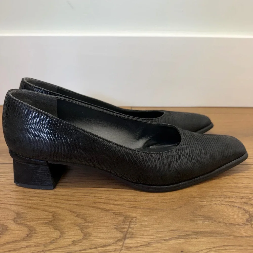 Stuart Weitzman stuart weitzman