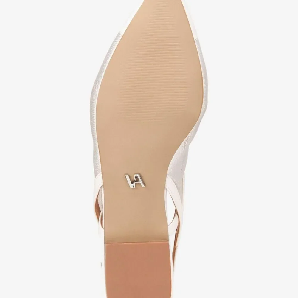 Source Unknown shoes both finish