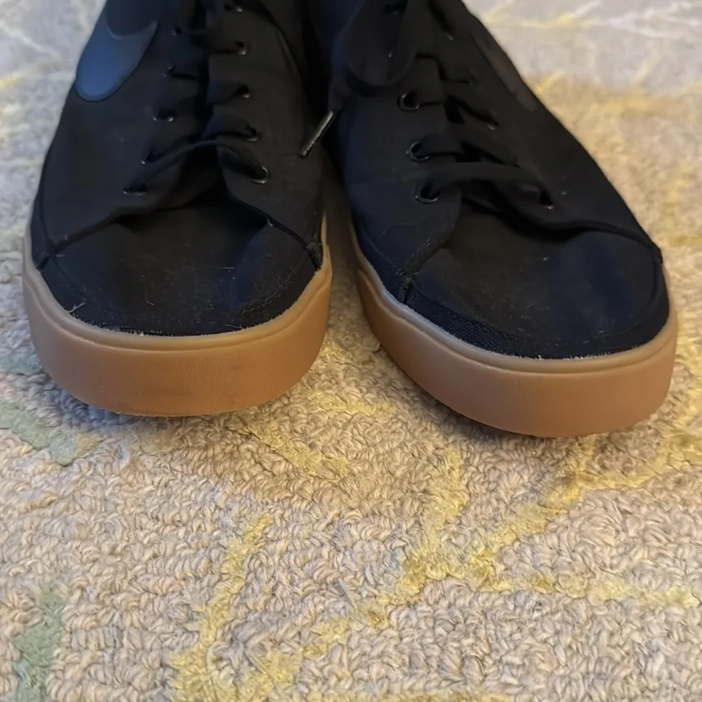 Nike these shoes