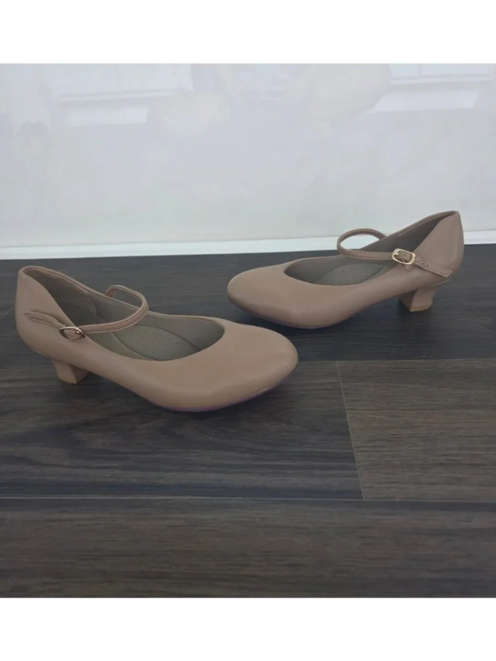 Stelle tan faux